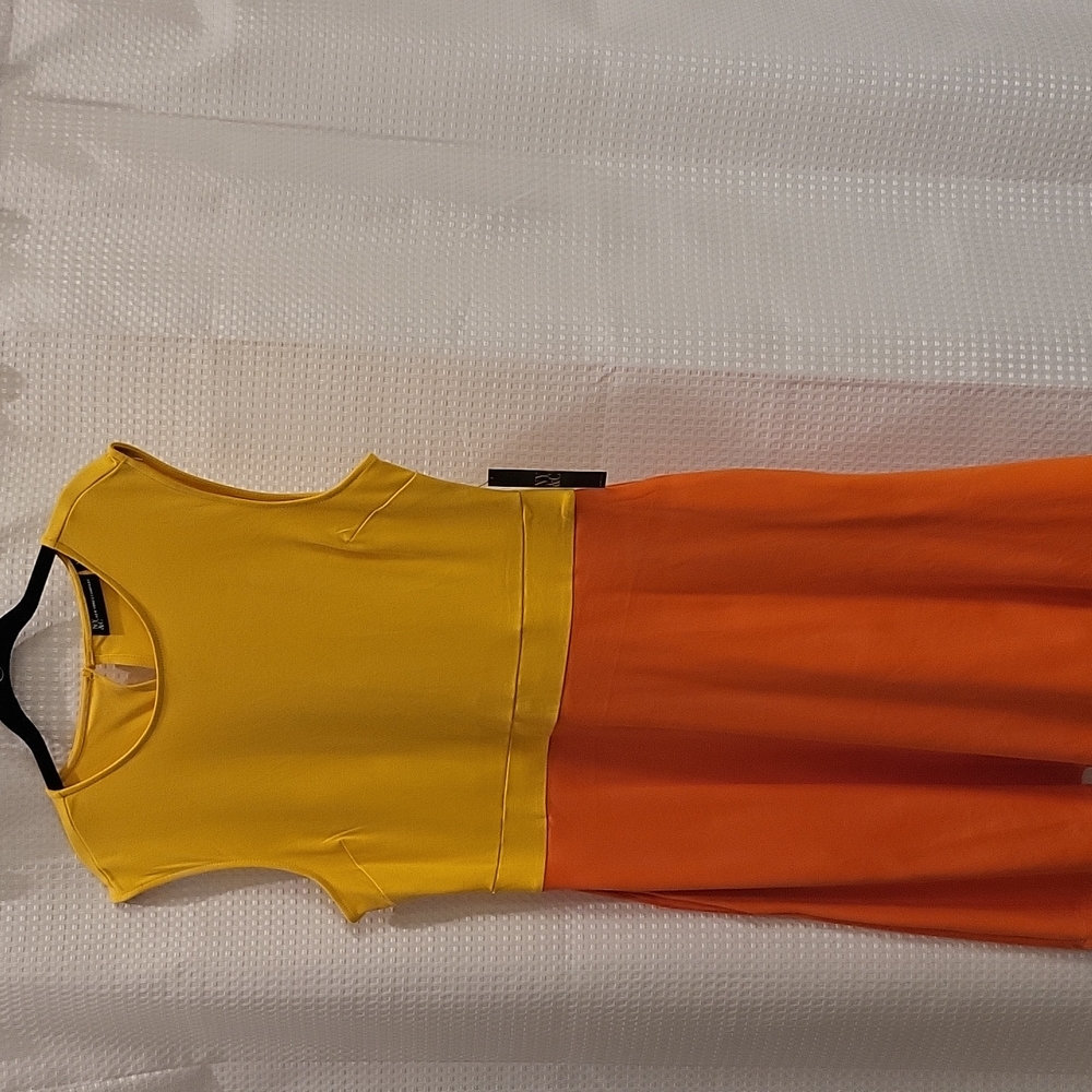 Yellow/Orange color block dress with pockets